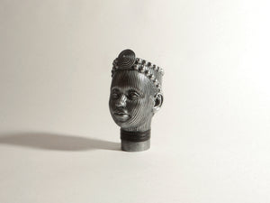 Olokun Head Platinum Silver Ornament